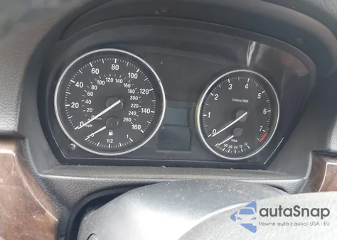 2011 BMW 328I из США, поврежденный, VIN WBAPH7C58BE673886